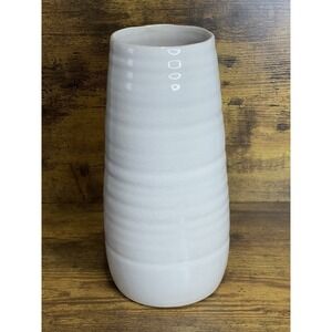 Sullivans Decorative Farmhouse Off-White Single Ceramic Vase, Home Décor.  C.1
